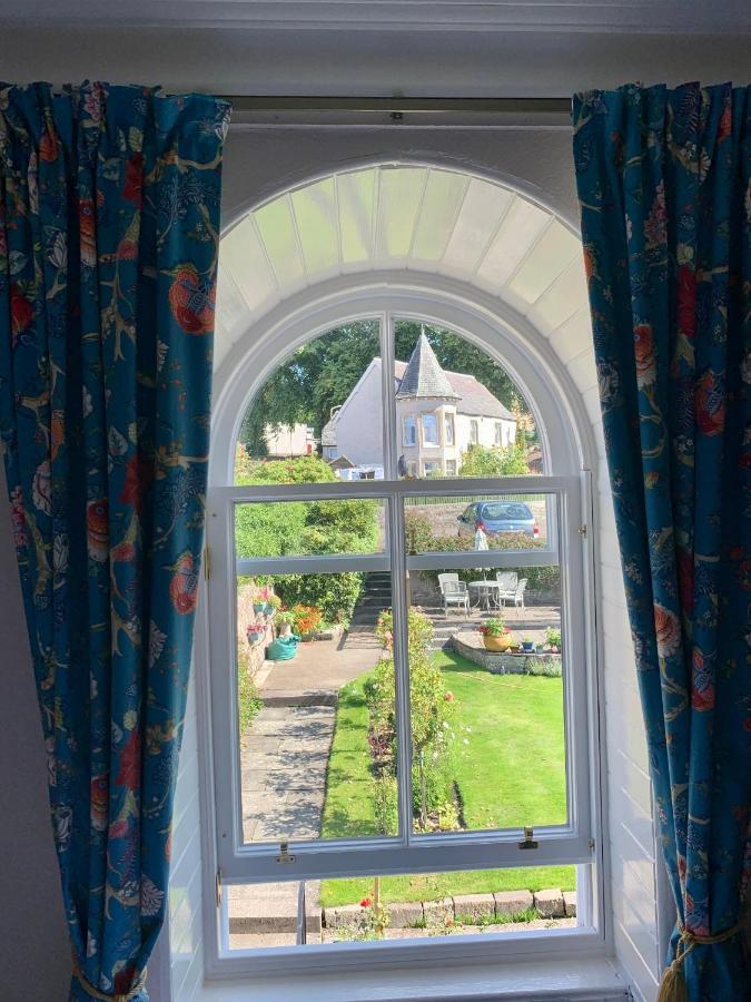 Leven House Bed And Breakfast Crieff Dış mekan fotoğraf