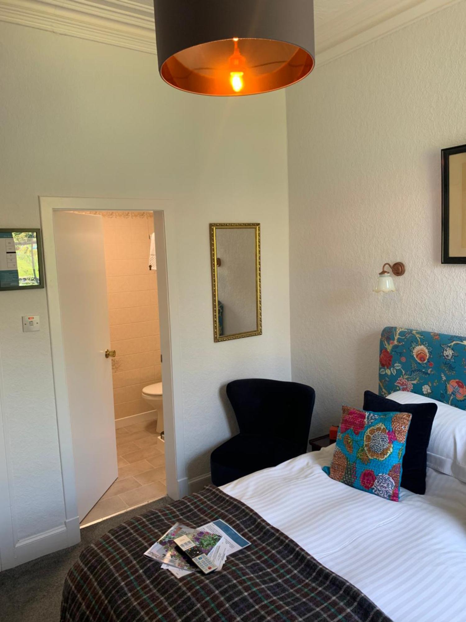 Leven House Bed And Breakfast Crieff Dış mekan fotoğraf